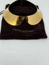Load image into Gallery viewer, Louis Vuitton Gold Metal Peter Pan Collar Choker Necklace