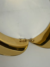 Load image into Gallery viewer, Louis Vuitton Gold Metal Peter Pan Collar Choker Necklace