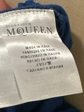 Load image into Gallery viewer, Alexander McQueen Size 42 Blue Jeans w/ Zipper side details
