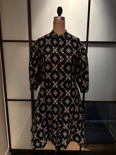 Load image into Gallery viewer, Moschino Size 8 Black &amp; White Wool 3/4 Sleeve Coat
