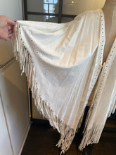 Load image into Gallery viewer, Lillie Rubin Size 0/S White Leather Fringe Cape w/Belt
