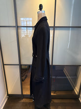 Load image into Gallery viewer, D&amp;G Dolce &amp; Gabbana Black Wool Crepe Coat Silver Snaps
