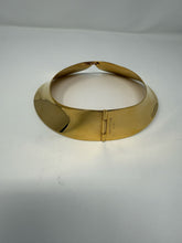 Load image into Gallery viewer, Louis Vuitton Gold Metal Peter Pan Collar Choker Necklace

