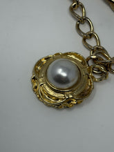 Load image into Gallery viewer, Moschino Gold Chain Charm Heart Belt
