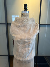 Load image into Gallery viewer, Izzue Size XS Cream Angora Funnel Neck Vest
