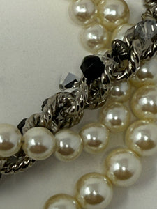Moschino 30th Aniversar Faux Pearl Chain Necklace Archivio