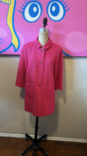 Load image into Gallery viewer, St. John Size 8 Pink Knit Boucle Coat
