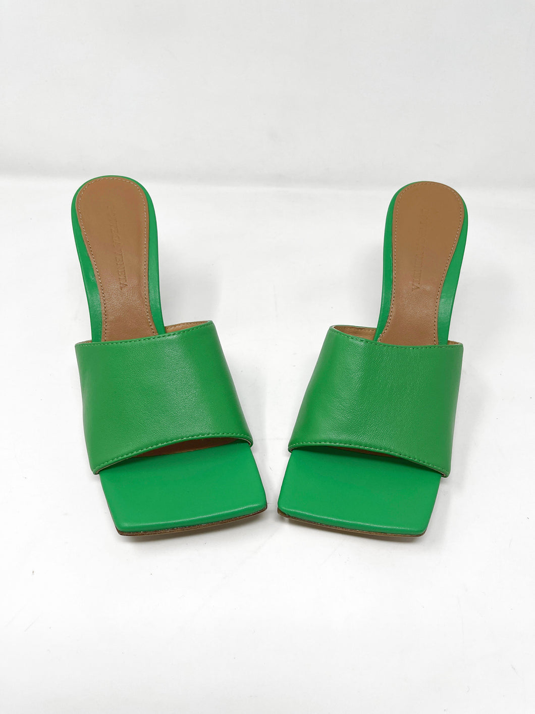 Bottega Veneta Green Grass Leather 39  Mules Square Toe