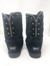 Load image into Gallery viewer, Pegia 40 Black Sheapskiin Suede Boots Studs 2870-139-11121
