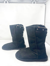 Load image into Gallery viewer, Pegia 40 Black Sheapskiin Suede Boots Studs 2870-139-11121
