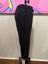 Load image into Gallery viewer, lululemon Size 10 Black Nylon Athletic Pants
