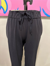 Load image into Gallery viewer, lululemon Size 10 Black Nylon Athletic Pants
