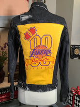 Load image into Gallery viewer, BALIK Levis Black Denim Los Angeles Lakers Repeat Champs Jacket 2400-194-2820
