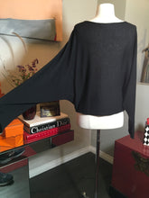 Load image into Gallery viewer, 291 Size 1 Black Cashmere SKull Arrow  Sweater 2400-850-9220
