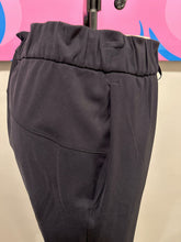 Load image into Gallery viewer, lululemon Size 10 Black Nylon Athletic Pants
