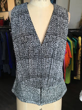 Load image into Gallery viewer, Balenciaga Sz 36 Black &amp; White Hook &amp; Eye Vest - NWT Runway 2014
