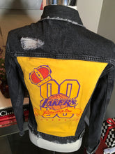 Load image into Gallery viewer, BALIK Levis Black Denim Los Angeles Lakers Repeat Champs Jacket 2400-194-2820
