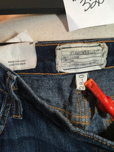 Load image into Gallery viewer, Current / Elliott Size 28 Blue Stretch Cotton Frayed Jeans NWT 2400-320-31020
