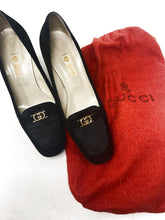 Load image into Gallery viewer, Gucci Black Fabric Suede Trim Pumps Vintage
