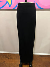 Load image into Gallery viewer, St. John Size 14 Black Santana Knit Long Evening Skirt
