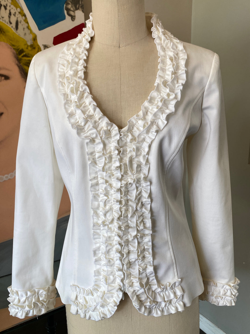 Anne Fontaine Size 38 White Stretch Cotton Ruffle Neck Jacket NWT