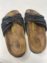 Load image into Gallery viewer, Birkenstock 39 Black Leather Sandals
