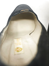 Load image into Gallery viewer, Gucci Black Fabric Suede Trim Pumps Vintage
