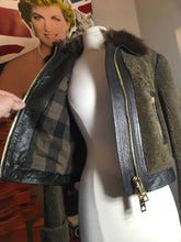 Load image into Gallery viewer, Burberry Brit Size 6 Brown Shearling Fur Jacket Coat 2677-1-92420
