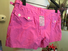 Load image into Gallery viewer, Da-Nang Size M Pink Cotton Shorts NWT 2400-453-9520
