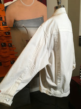 Load image into Gallery viewer, Maison Margiela Size XS White Cotton Jean Trucker Jacket NWT 2400-144-12119
