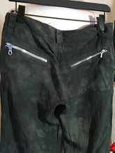 Load image into Gallery viewer, The People of the Labyrinths Olive Green Linen Cargo Pants 2400-416-3520
