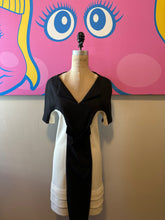 Load image into Gallery viewer, Balenciaga Size 38 Black &amp; Ivory Stretch Wool Dress
