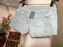 Load image into Gallery viewer, Da-Nang Size M Mint Green Cotton Shorts NWT 2400-452-9520
