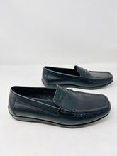 Load image into Gallery viewer, Geox 6 Black Leather Driving Shoes Loafers 1-440-8721
