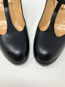 Veronique Branquinho Black Leather Mary Jane Pumps 1-437-8721