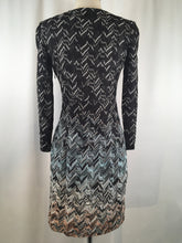 Load image into Gallery viewer, Missoni Size 40 Black &amp; White Knit Dress 1-308-41819

