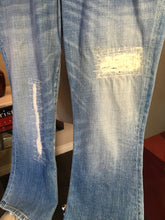 Load image into Gallery viewer, Current / Elliott Sz 27 Blue Stretch Cotton Distressed Jeans 2400-293-52120
