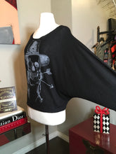 Load image into Gallery viewer, 291 Size 1 Black Cashmere SKull Arrow  Sweater 2400-850-9220
