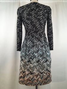 Missoni Size 40 Black & White Knit Dress 1-308-41819