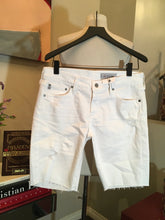 Load image into Gallery viewer, Adriano Goldschmed Size 28 White Cotton Walking Shorts NWT 2400-465-9520
